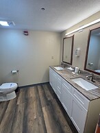 Grand Smokies Resort Lodge