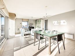 Apartment Near Oostduinkerke Nature Reserve