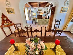 The Life of an Aristocrat on a Country Estate Stay in the Mansion Slee