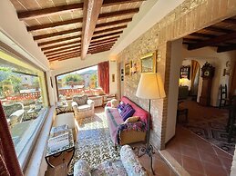 The Life of an Aristocrat on a Country Estate Stay in the Mansion Slee