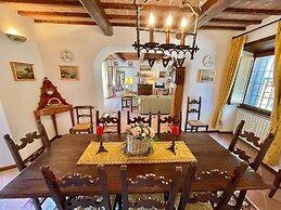 The Life of an Aristocrat on a Country Estate Stay in the Mansion Slee