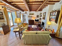 The Life of an Aristocrat on a Country Estate Stay in the Mansion Slee