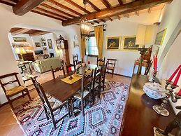 The Life of an Aristocrat on a Country Estate Stay in the Mansion Slee