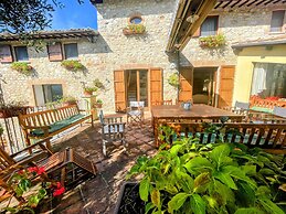 The Life of an Aristocrat on a Country Estate Stay in the Mansion Slee