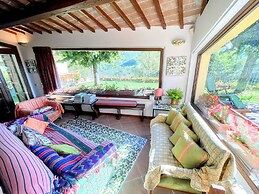 The Life of an Aristocrat on a Country Estate Stay in the Mansion Slee