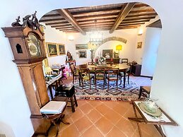 The Life of an Aristocrat on a Country Estate Stay in the Mansion Slee