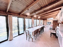 The Life of an Aristocrat on a Country Estate Stay in the Mansion Slee