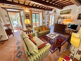 The Life of an Aristocrat on a Country Estate Stay in the Mansion Slee