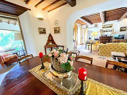 The Life of an Aristocrat on a Country Estate Stay in the Mansion Slee