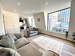 Remarkable 2-bed Apartment in Liverpool
