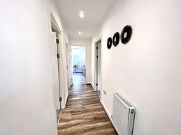 Remarkable 2-bed Apartment in Liverpool