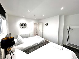 Captivating 2-bed Apartment in Liverpool