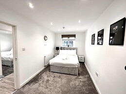 Captivating 2-bed Apartment in Liverpool