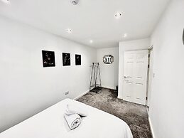 Captivating 2-bed Apartment in Liverpool