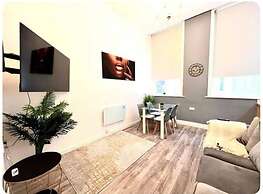 Captivating 2-bed Apartment in Liverpool