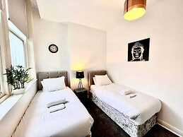 Lovely 2-bed Apartment in Liverpool