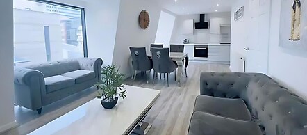 Charming 2-bed Apartment in Liverpool