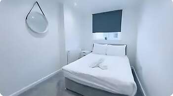 Charming 2-bed Apartment in Liverpool