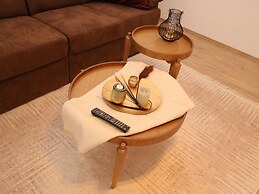 Apartment With Waterbed