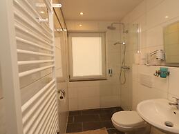 Apartment With Waterbed