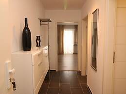 Apartment With Waterbed