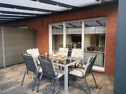 Dinkla 1 Comfortable Holiday Residence