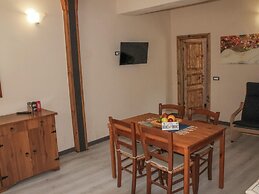 A Charming Stay in Casola in Lunigiana