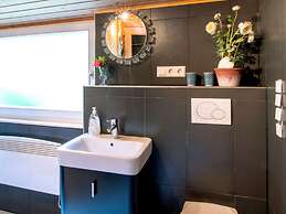 Romantic Apartment With Balcony