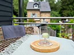 Romantic Apartment With Balcony