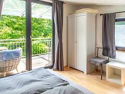 Romantic Apartment With Balcony