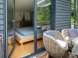 Romantic Apartment With Balcony