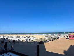 Apartment in Nieuwpoort With sea View