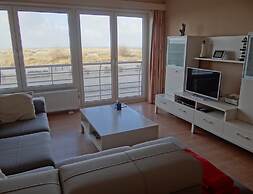 Apartment in Nieuwpoort With sea View