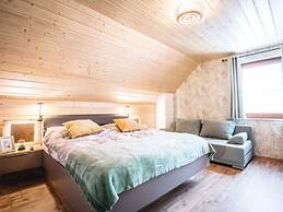 Woodland Modern Retreat