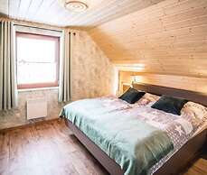 Woodland Modern Retreat