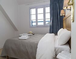 Seaside Retreat for Two in Tregastel