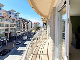 Apartment in Nieuwpoort With Terrace