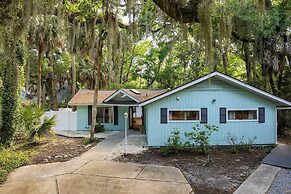 Hilton Hideaway by Avantstay Private Pool, Walk to Beach