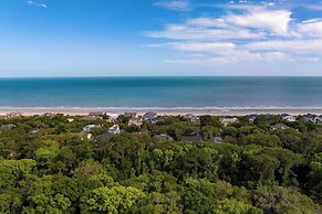 Hilton Hideaway by Avantstay Private Pool, Walk to Beach