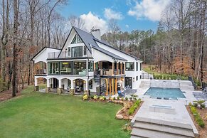 Take it to the Bank! by Avantstay New Pool + Hot Tub Sleeps 16