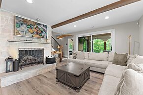 Take it to the Bank! by Avantstay New Pool + Hot Tub Sleeps 16