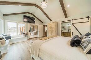 Take it to the Bank! by Avantstay New Pool + Hot Tub Sleeps 16