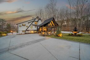 Take it to the Bank! by Avantstay New Pool + Hot Tub Sleeps 16