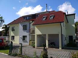 1 in House Weser 1 Comfortable Vacation Home