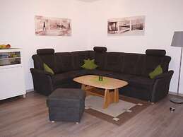 1 in House Weser 1 Comfortable Vacation Home
