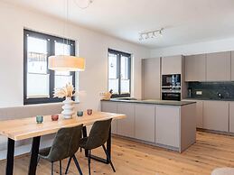 Apartment With Shared Infinity Pool