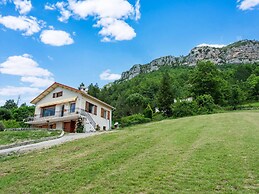 Holiday Home in Saint-julien-du-verdon With Garden