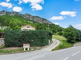 Holiday Home in Saint-julien-du-verdon With Garden