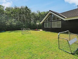 14 Person Holiday Home in Vaeggerlose