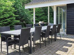 14 Person Holiday Home in Vaeggerlose